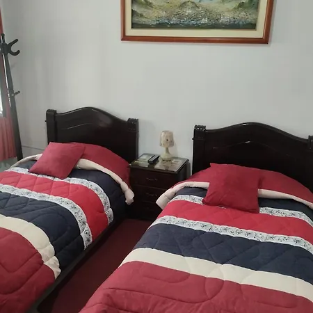 Hostal Flores Quito Exterior photo