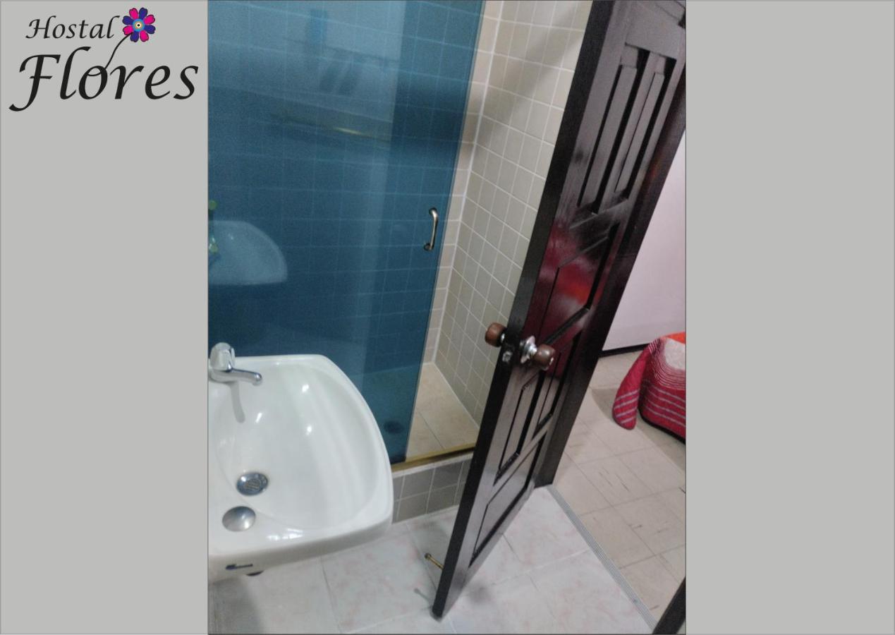 Flores Hostal