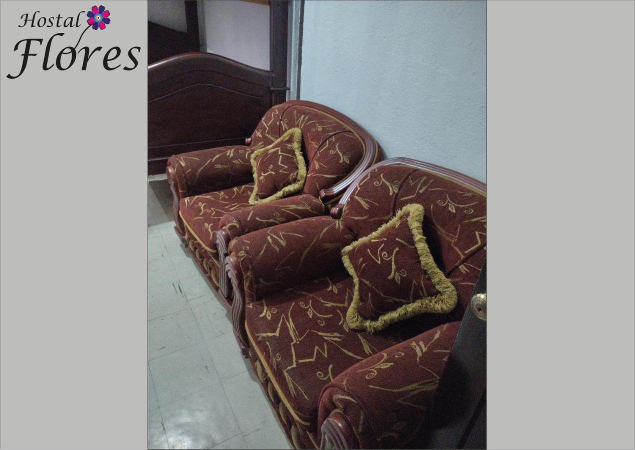 Hostal Flores