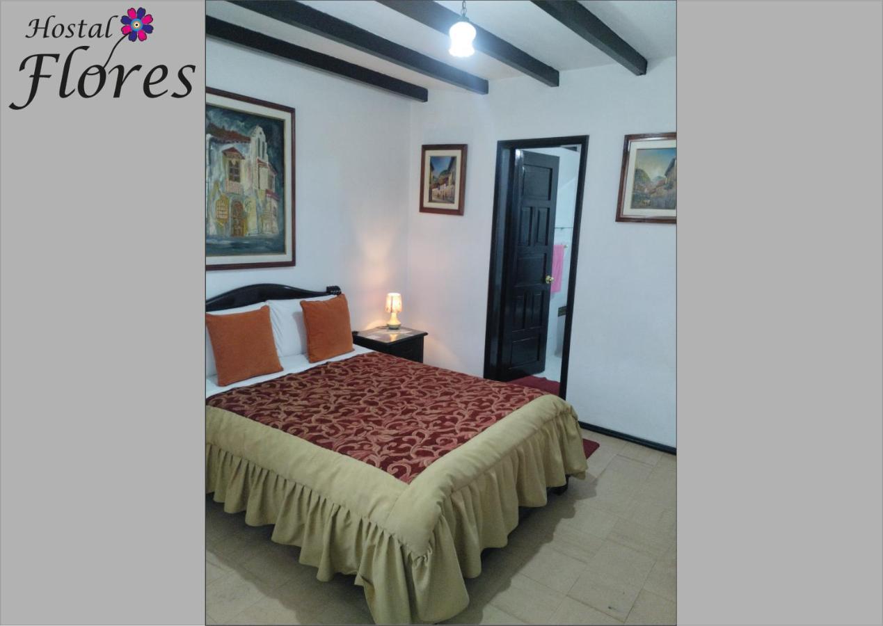 Flores Hostal Quito
