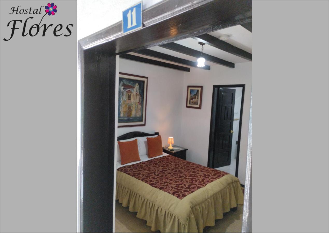 Flores Hostal