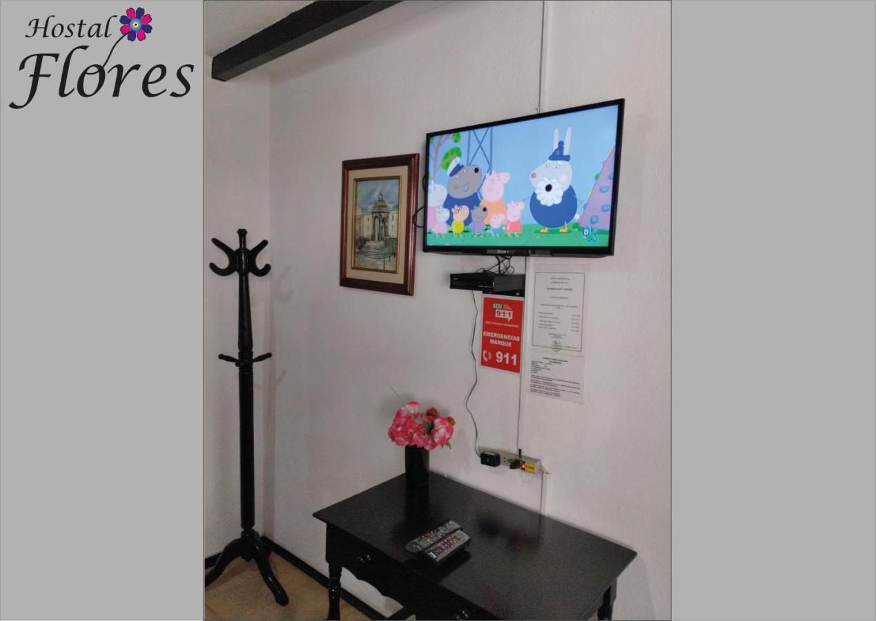 Hostal Flores *